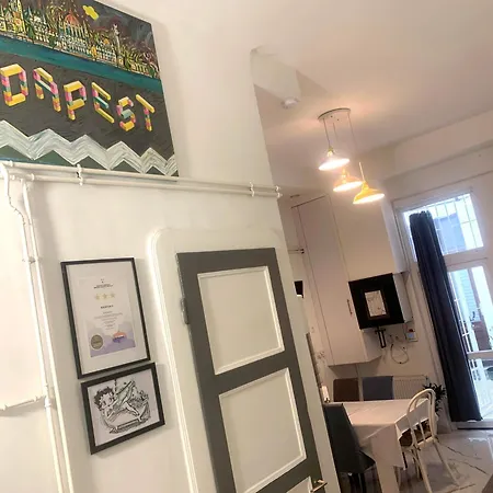 Minty Flat Incitycenter Διαμέρισμα Βουδαπέστη